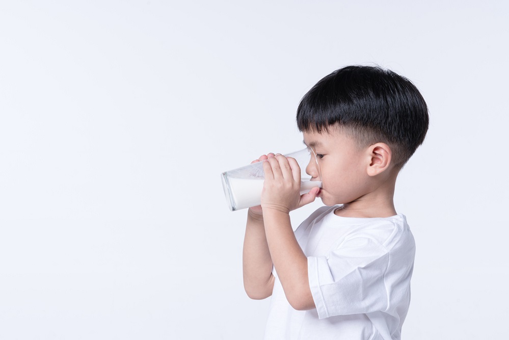 5 manfaat minum susu untuk anak setelah olahraga
